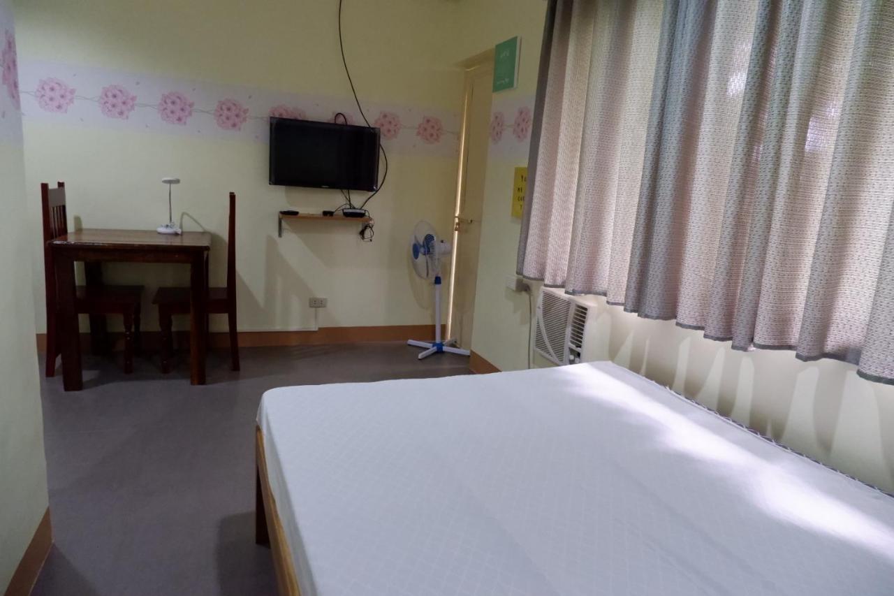 Nellie'S Place Puerto Princesa Екстериор снимка